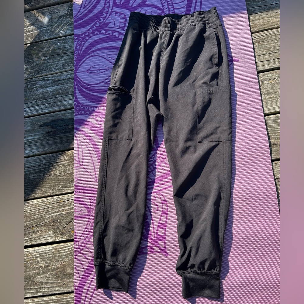 Scrub pants